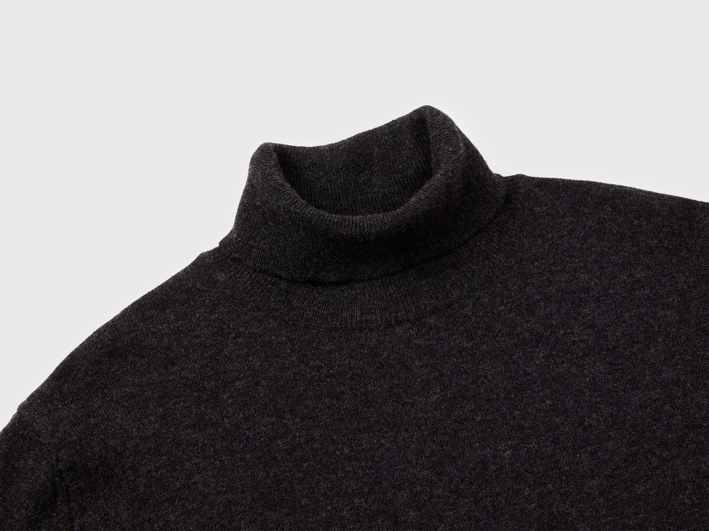 TURTLE NECK SWEATER Women image number 7